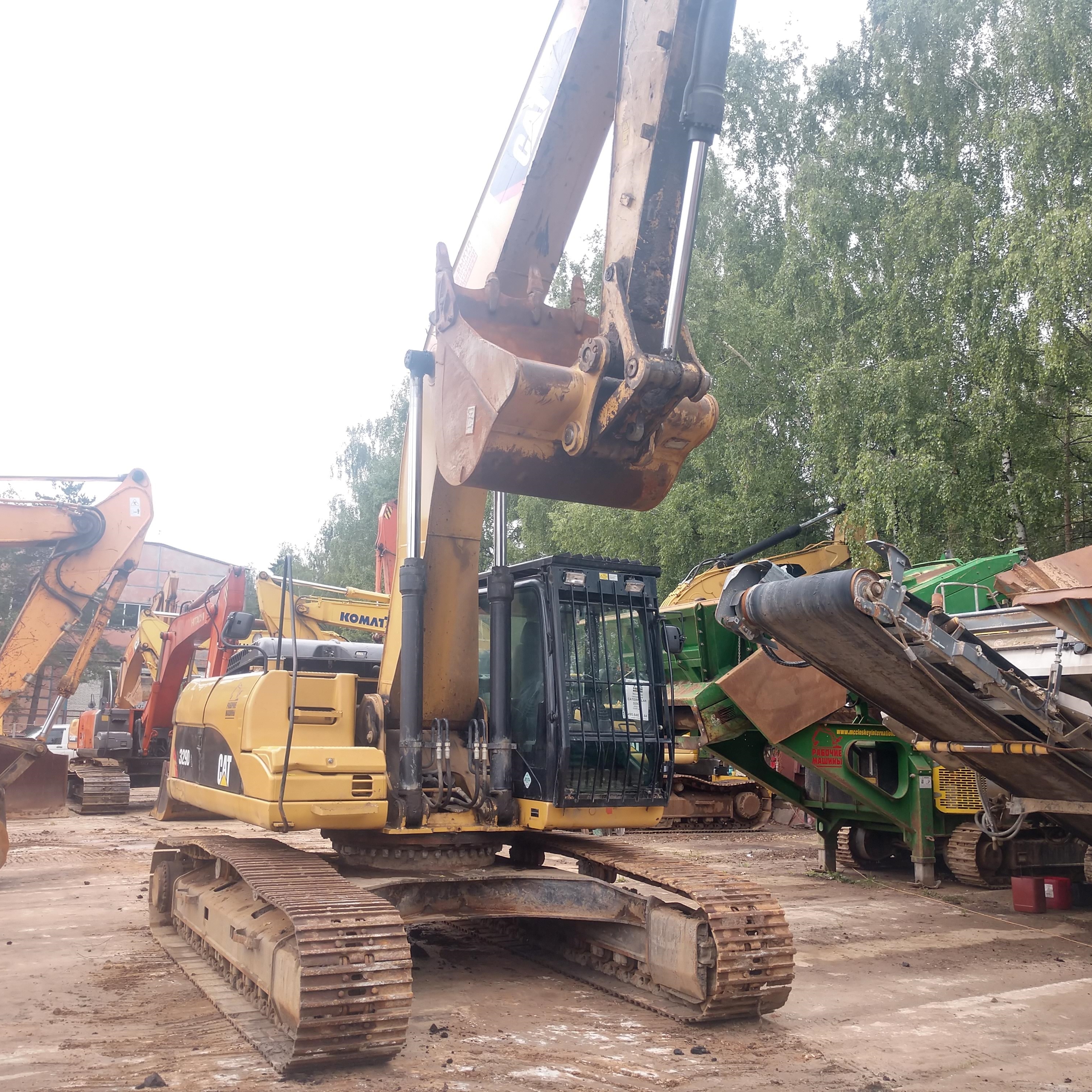 Экскаватор гусеничный CAT 329